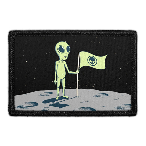 Alien On Moon - Removable Patch - Pull Patch - Removable Patches That Stick To Your Gear