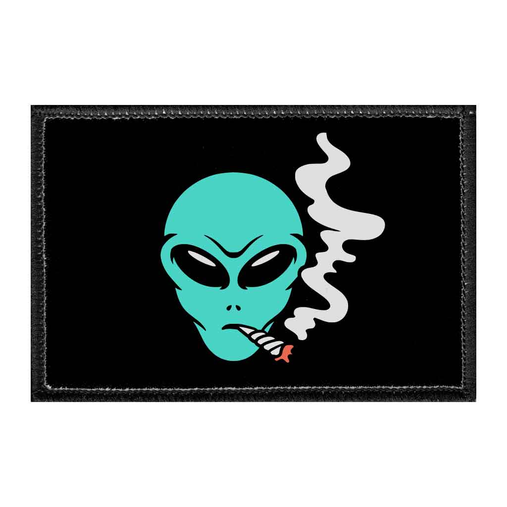 Alien Head Smoking Cigar - Removable Patch - Pull Patch - Removable Patches That Stick To Your Gear